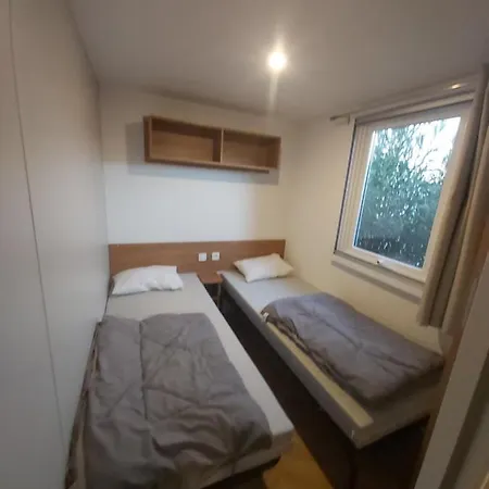 Mobil Home 6 couchages(+2 optionnels) Village de vacances