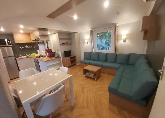 Mobil Home 6 couchages(+2 optionnels) Fréjus