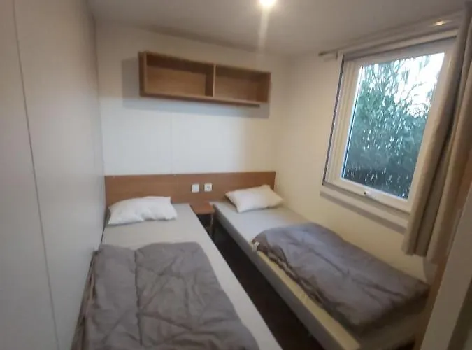 Mobil Home 6 couchages(+2 optionnels) Village de vacances